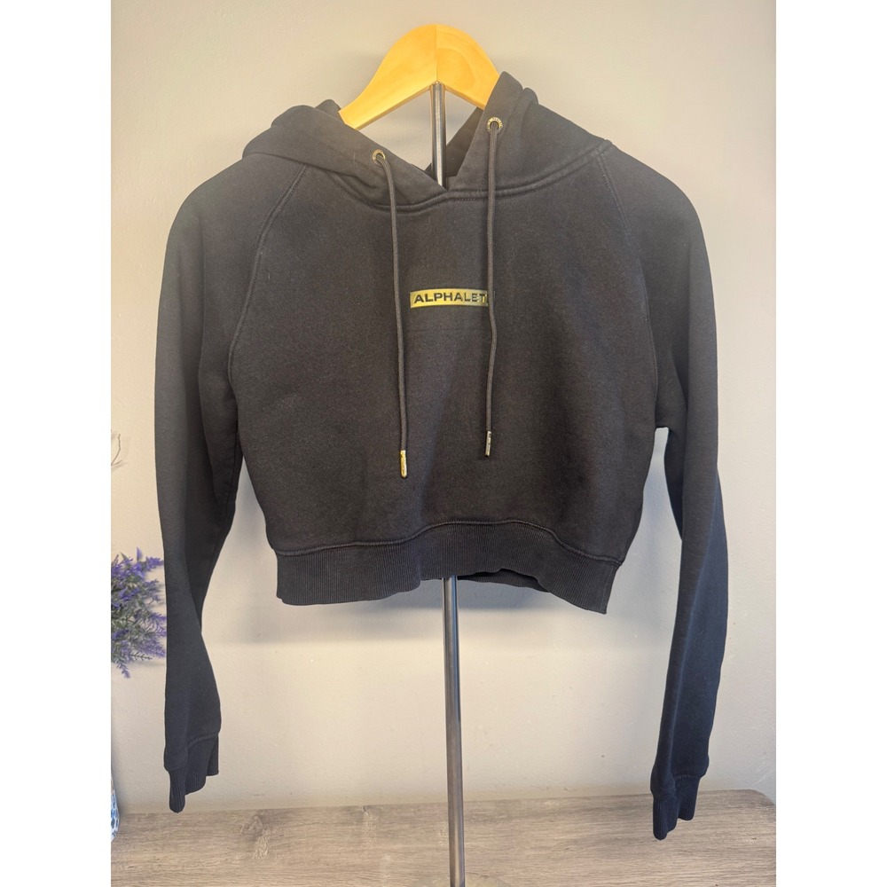 Alphalete Womens Cropped Hoodie Black Gold Logo Athletic Sweatshirt